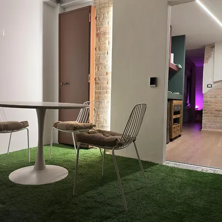 Apartment Insideout Relax